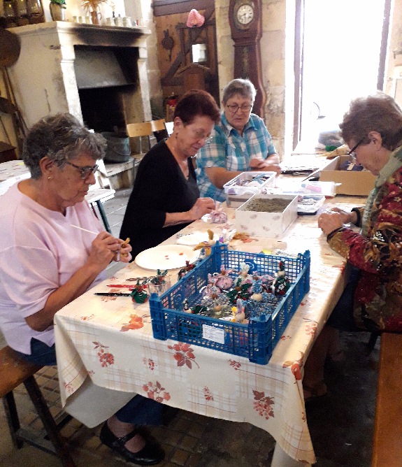 Prparation de poupes de lavande